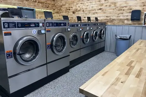 Merle Hay — The Laundry Place store photo